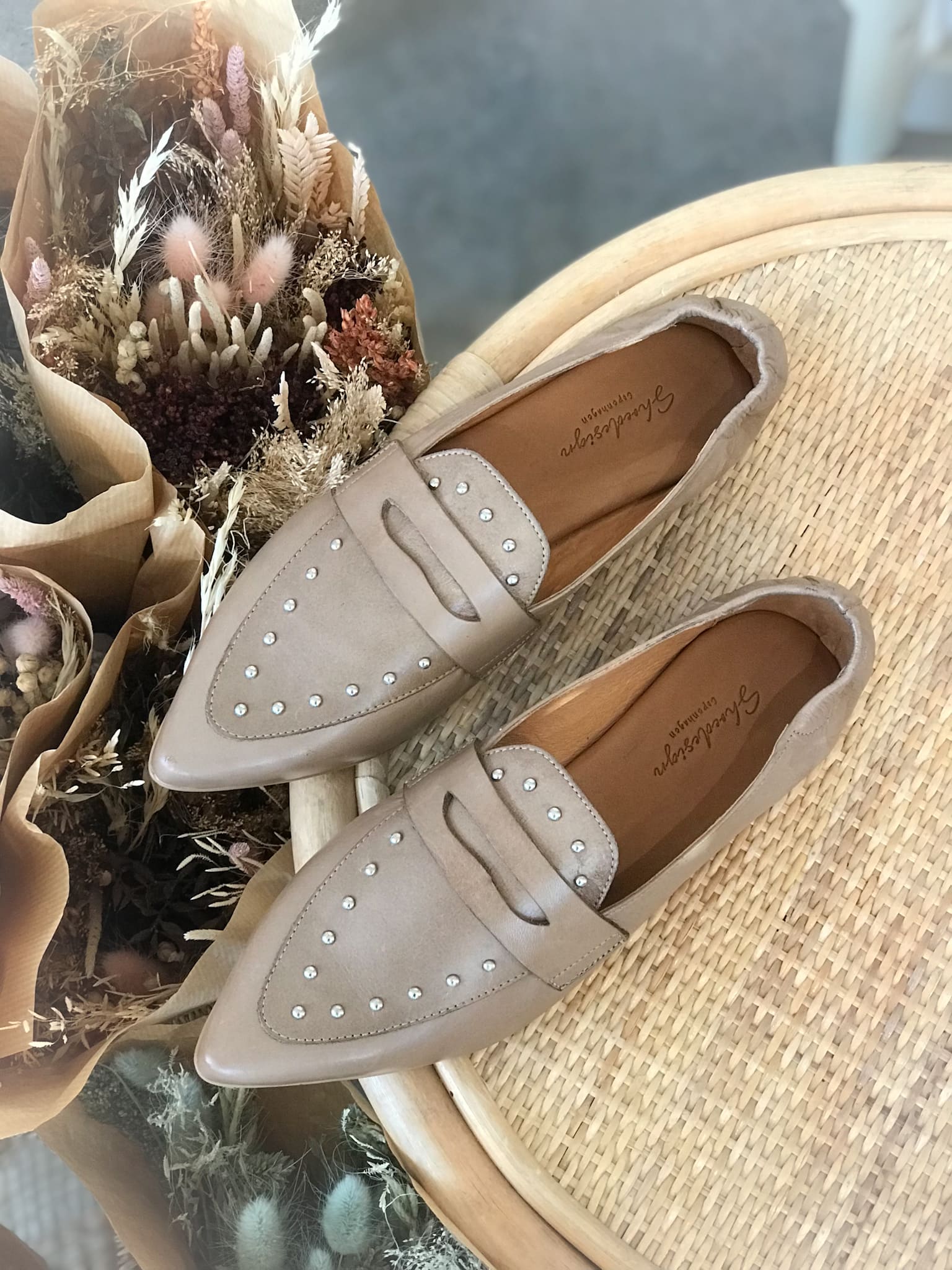 LILLY LOAFER BEIGE -
