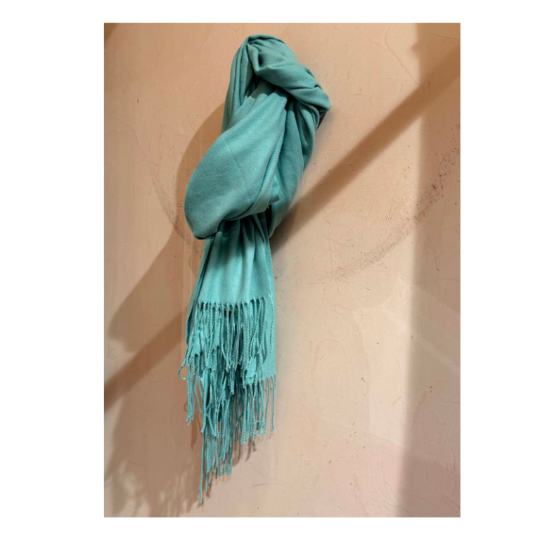 Lækkert blødt tørklæde i mint. Materiale: 50% bomuld 50% viskose