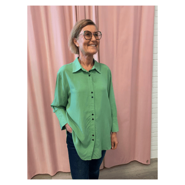 AELA SHIRT - PIQUANT GREEN - Image 2