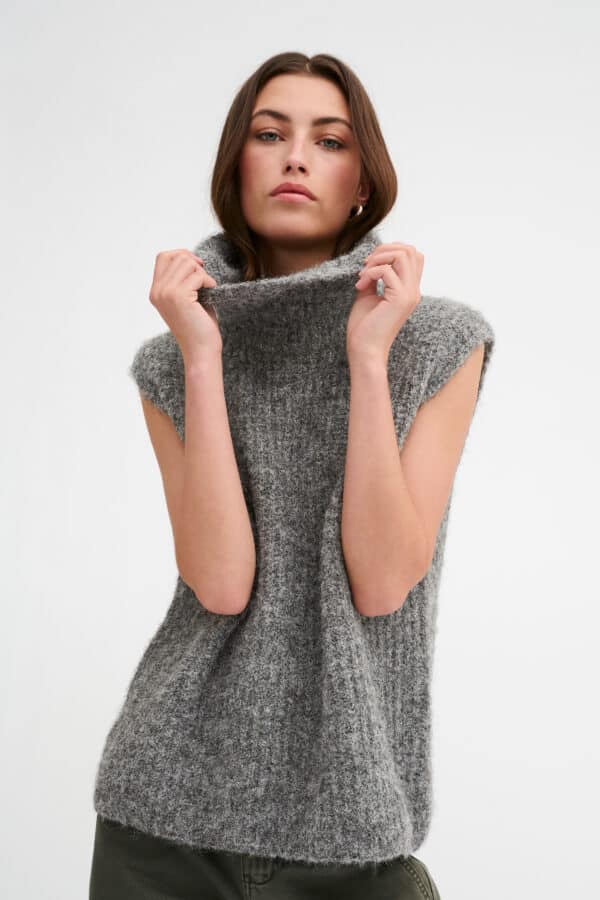 Meena strik vest My Essential Wardrobe