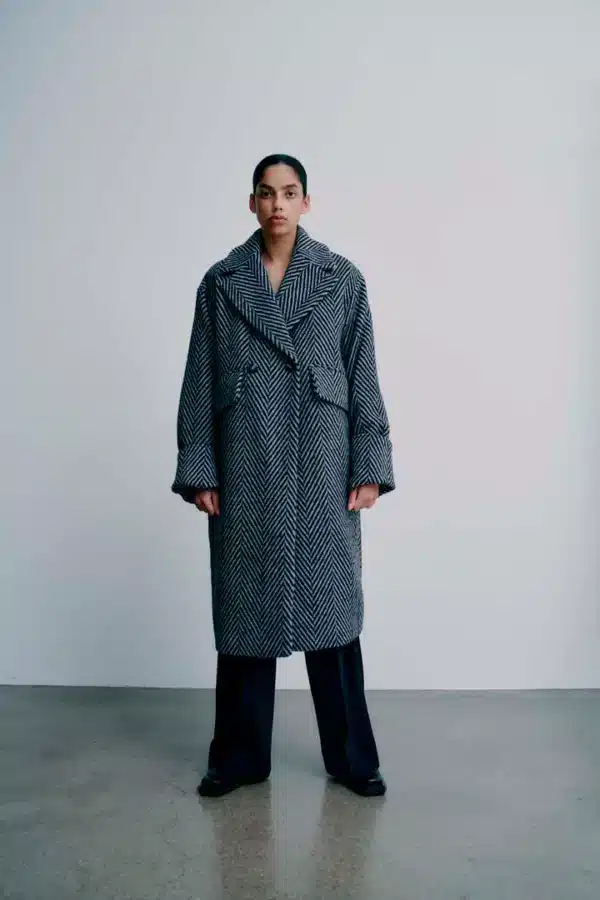 ZIG COAT - BLACK w. JET STREAM - Image 2