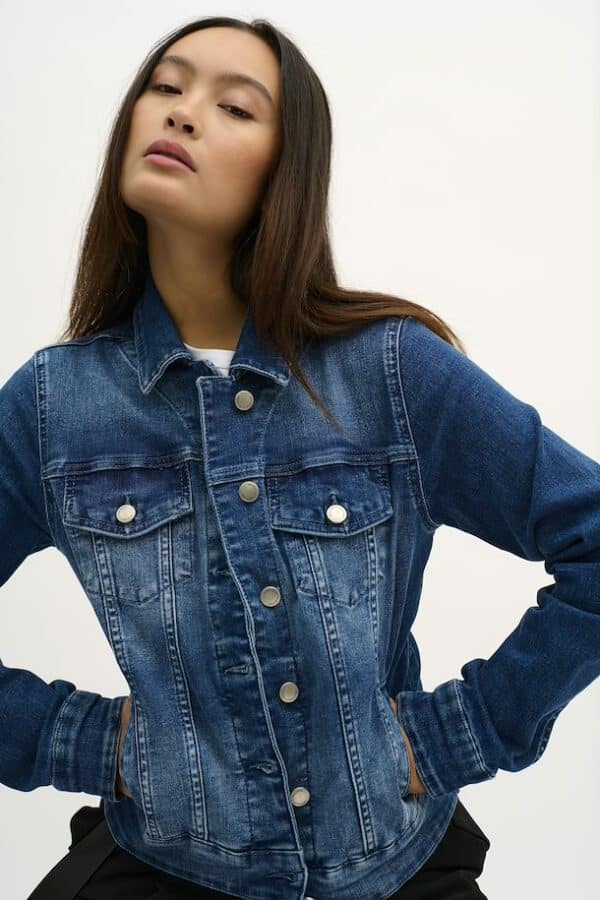 THE DENIM JACKET - MEDIUM BLUE - Image 2