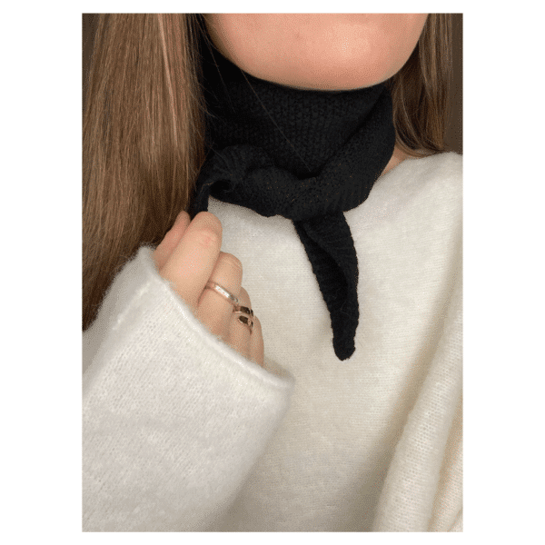 Cecilie Offwhite Scarf