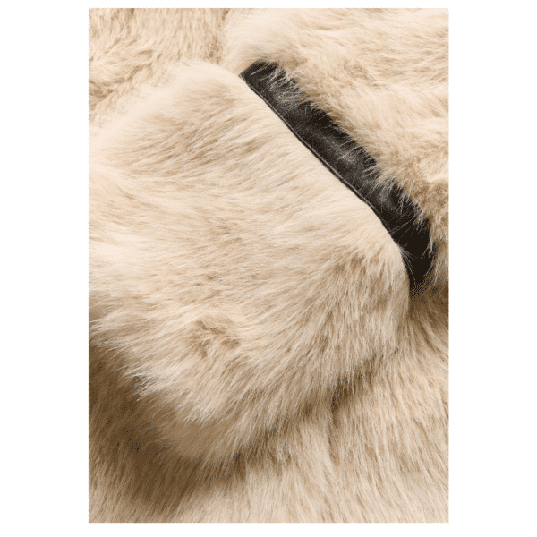 Pearly Fur coat fra Karen by simonsen