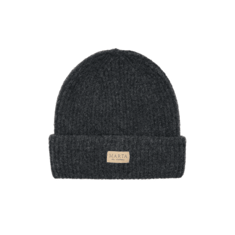 Skøn hue fra Marta Du Cháteau. Beanie hue med logo