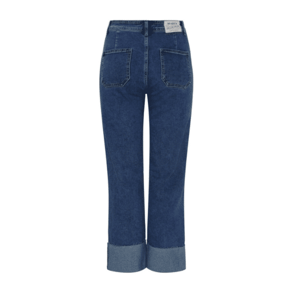 Delores jeans fra Marta.