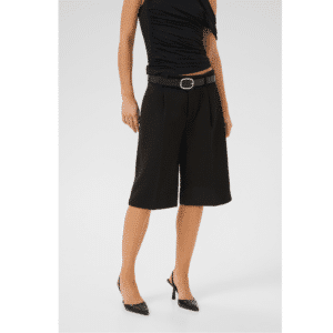 Yola sorte klassiske bermudashorts fra My Essential Wardrobe
