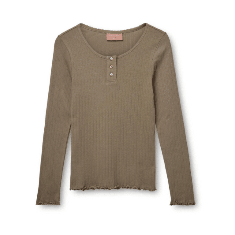 Soft Pointelle Langærmet T-shirt er en feminin og elegant bluse