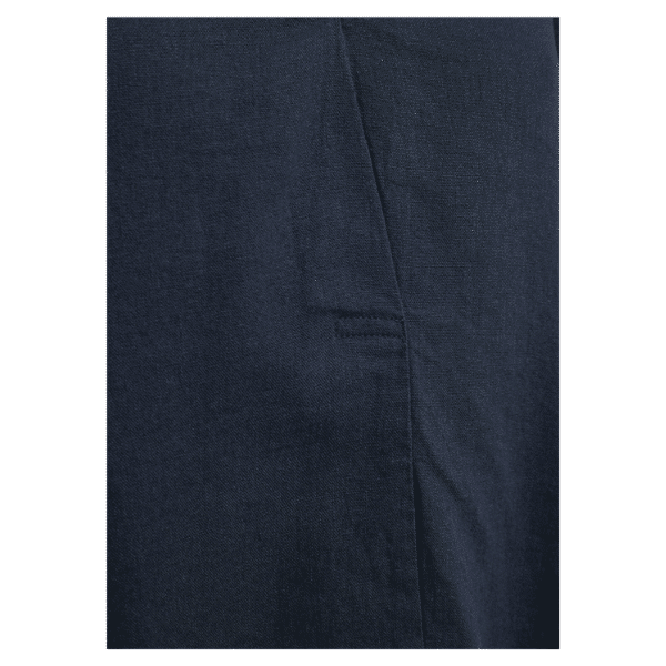 Lava navy hørbluse fra Freequent i en let hørkvalitet