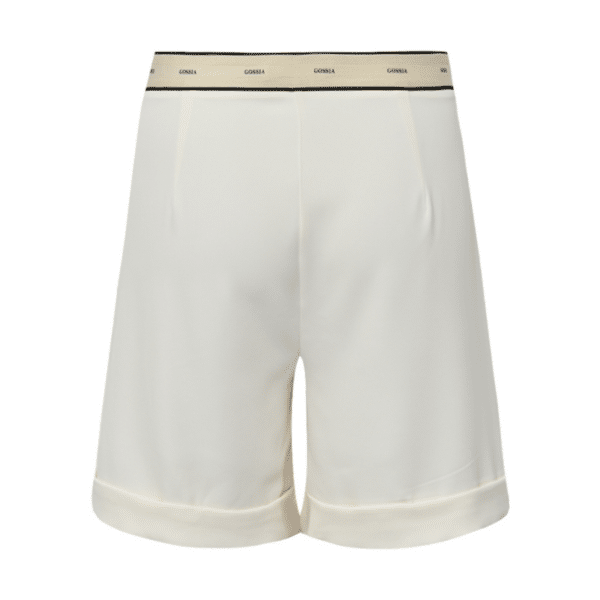 Sorella Go klassiske cremefarvet shorts med logo fra Gossia