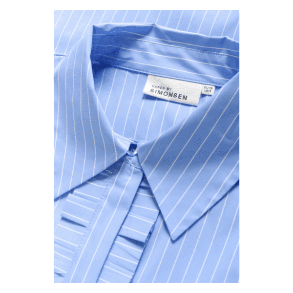 Amy Silke bluse fra Karen by Simonsen.