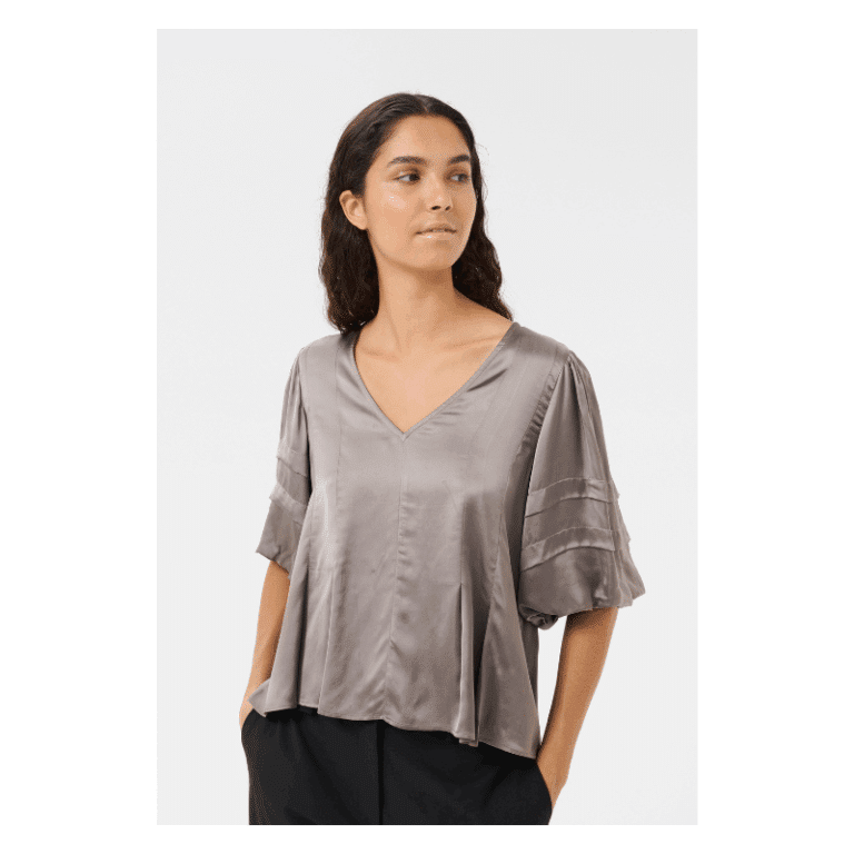 Amelia bluse fra Karen By Simonsen.