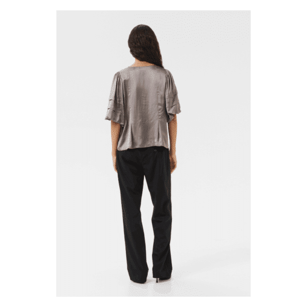 Amelia bluse fra Karen By Simonsen.