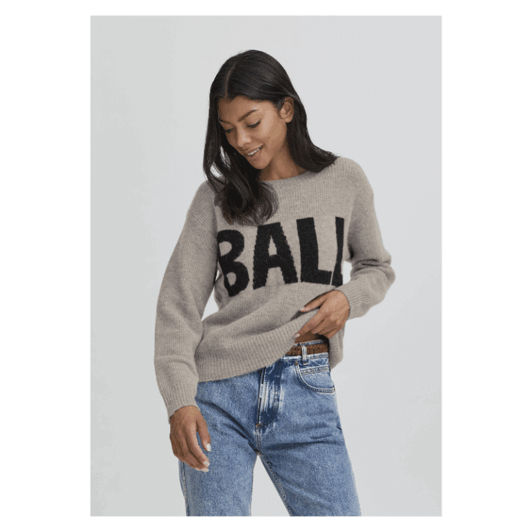 Bastacy rib logo strik fra Ball. 