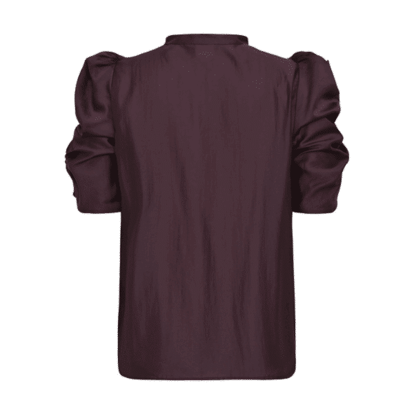 AnnsofiGO Lull Blouse fra Gossia – Elegant og eksklusiv bluse i en flot blommefarve