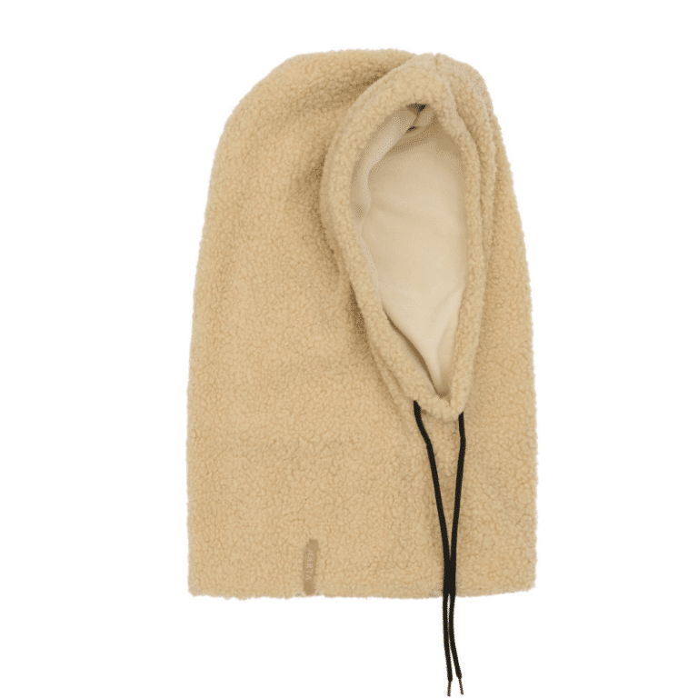 Mdc Cleore teddy balaclava fra Marta du Chateau. Findes i beige & brun. En dejlig lun balaclava i teddy kvalitet. 100% polyester.