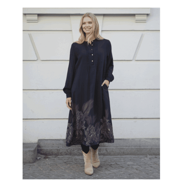 Caroline kjole fra Prepair
