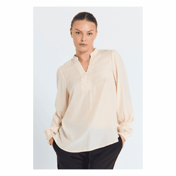 Tessy bluse fra Freequent