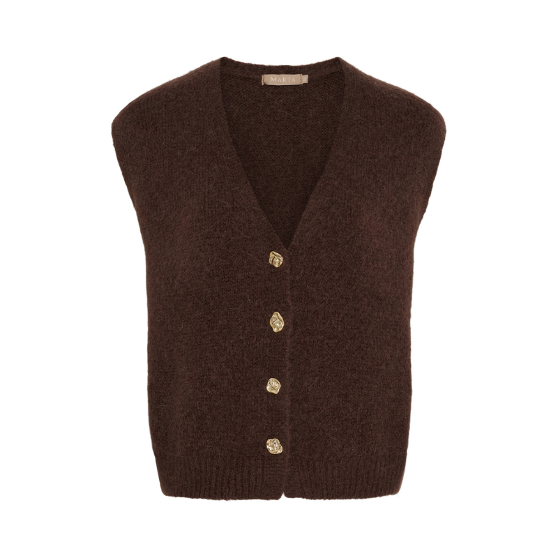 Mdc Amara Vest fra Marta du Chateau. Lækker strikket vest med v-udskæring og fine knapper. Findes i brun, rosa og fango.