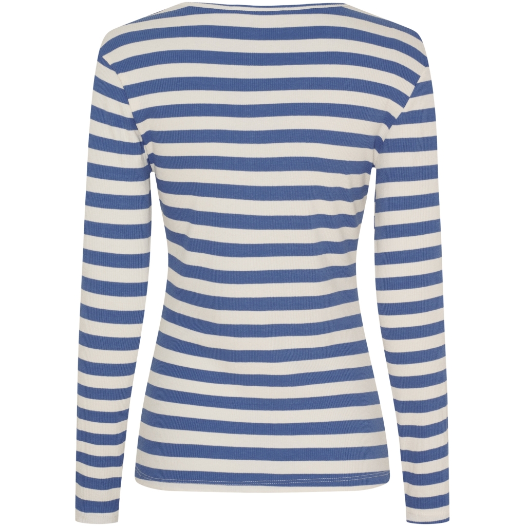 Begonia Tee fra Marta du Chateau.