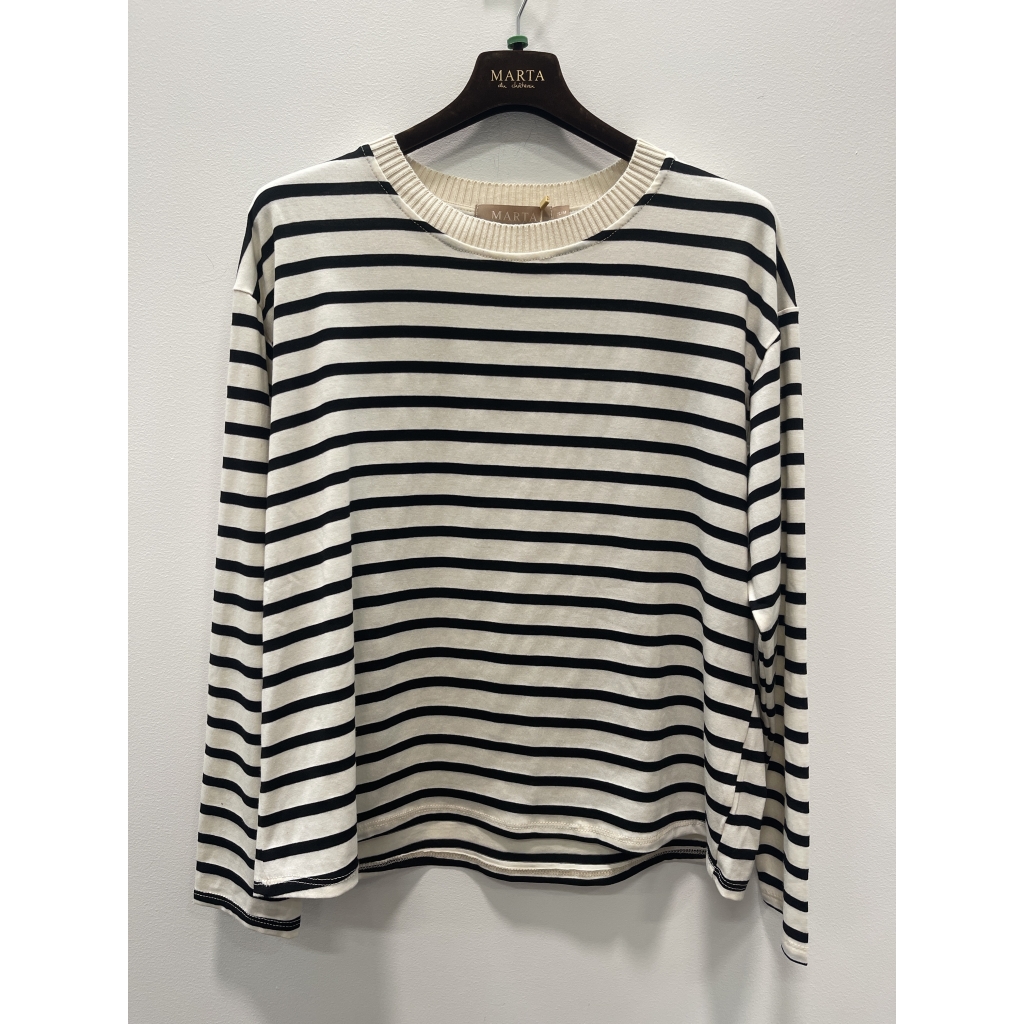 Kara LS Tee fra Marta du Chateau.