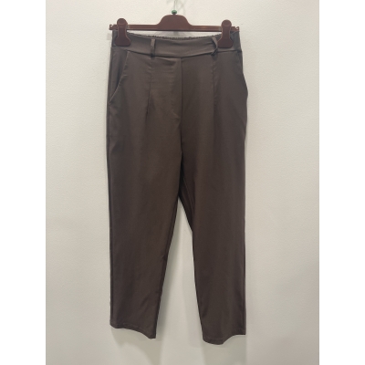 Uma Pant fra Marta du Chateau.