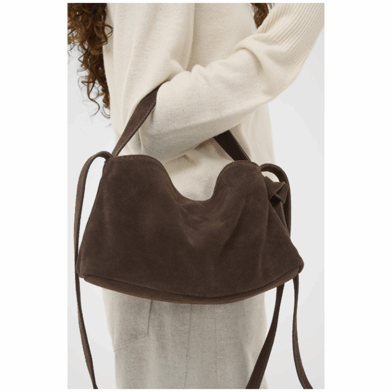 Calilje Small Suede taske fra Soaked.