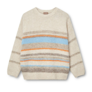 Lily o-neck strik fra KOPENHAKEN. En skøn blød strik med striber i blå og orange striber. Den skønne strik har rund hals og langeærmer.