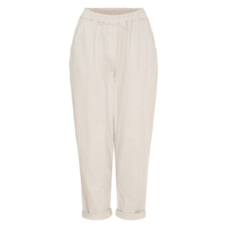 Raffaella buks fra Marta du Chateau.