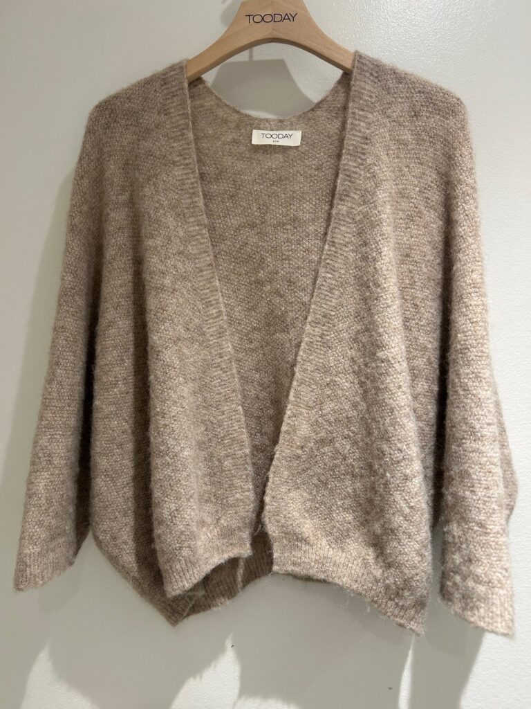 Bea strik cardigan fra Tooday