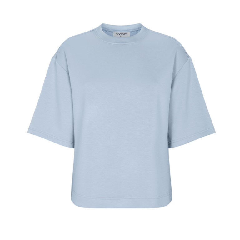 Azra lækker blød boxy t-shirt i lyseblå fra Tooday