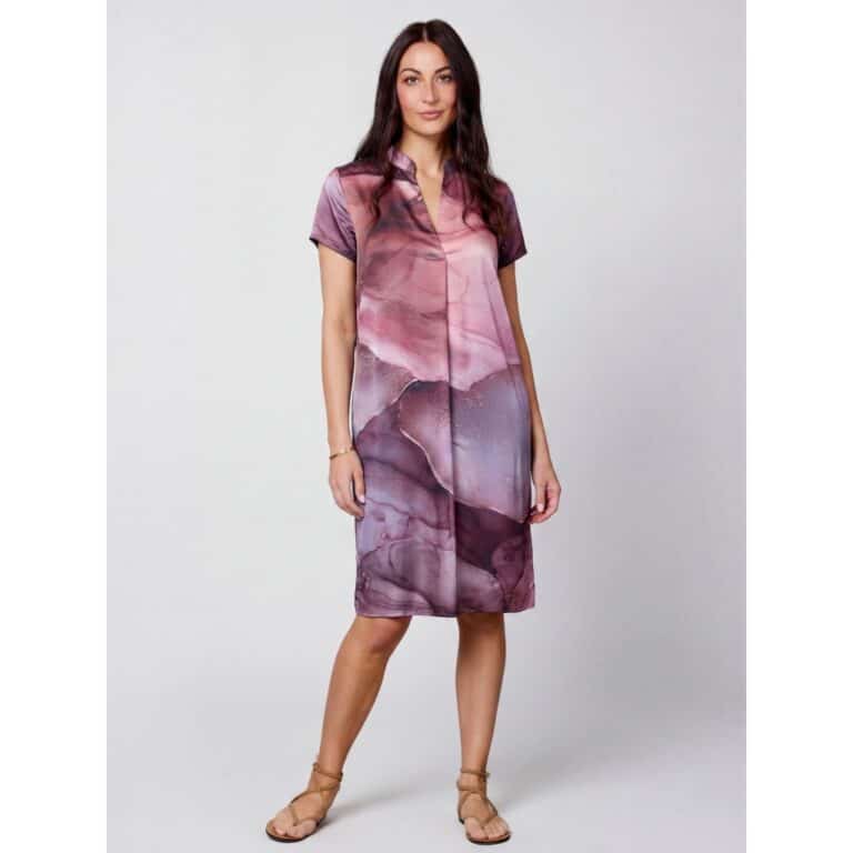 Smuk Aia kjole fra Nü i et smukt rosa print